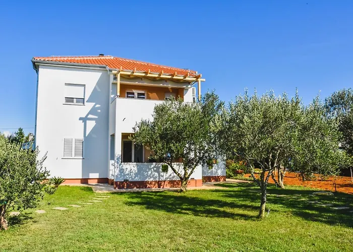Apartments Mirela